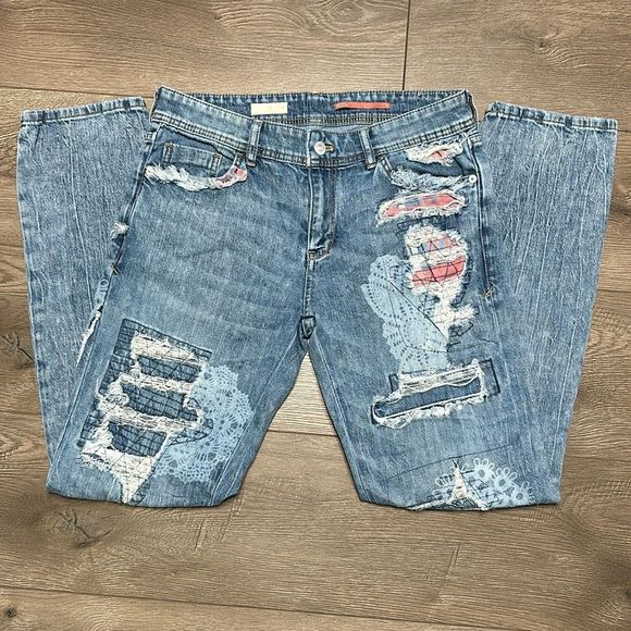 Anthropologie Pilcro Slim Boyfriend Patchwork Ankle Jeans Size 26 - Picture 3 of 13